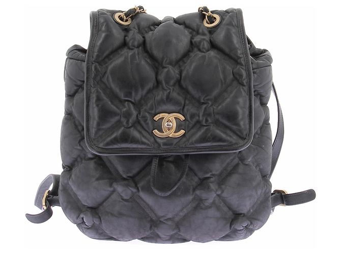 Chanel Mochila de couro acolchoada preta Preto