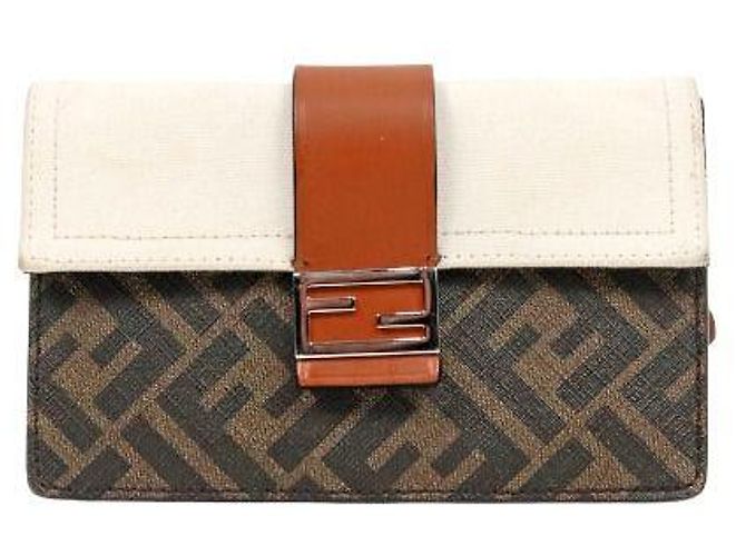 Fendi Bolsa Tiracolo Pochette Baguette com Cinto Multicor