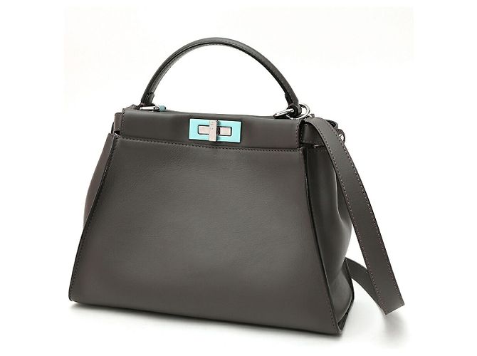 Bolsa de Ombro Fendi Peekaboo Regular Marrom