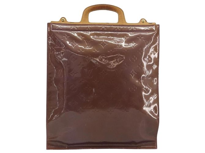 Louis Vuitton Stanton Monogram Vernis Roxo