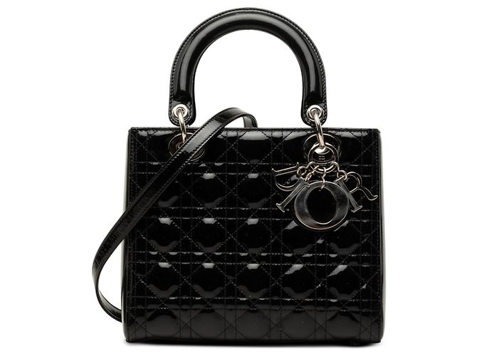 Bolsa Lady Dior Medium em couro envernizado Cannage Preta Preto
