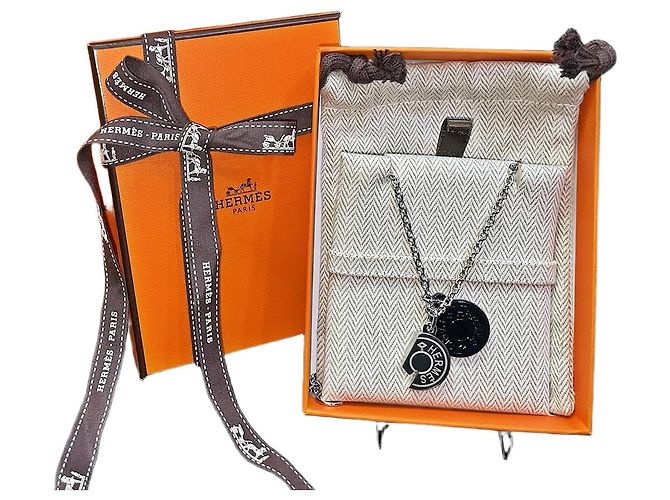 Hermès Collier argent logo Half Moon stamp: Orange 