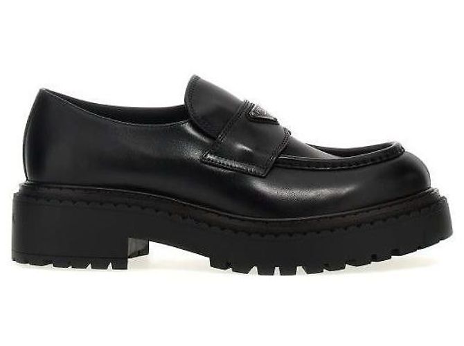 Prada Mocassins avec logo triangle émaillé