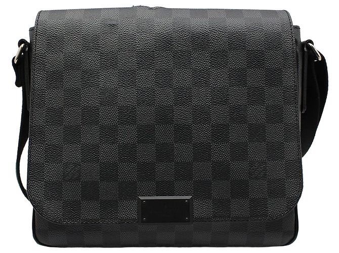Louis Vuitton Borsa a tracolla District PM Damier Graphite Marrone