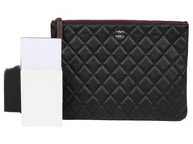 Chanel Clutch Caviar Classic New Medium Nero