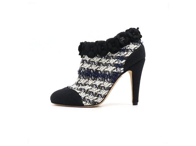 Chanel Botas de tweed Coco Camellia para mujer Multicolor