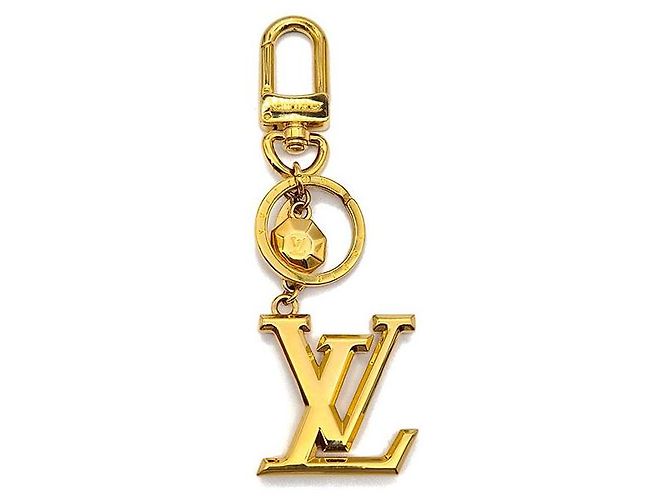 Chaveiro Louis Vuitton Pochette Dourado