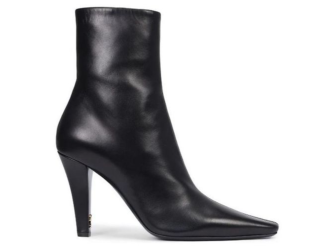 Saint Laurent Smooth Leather Jill Boots Black