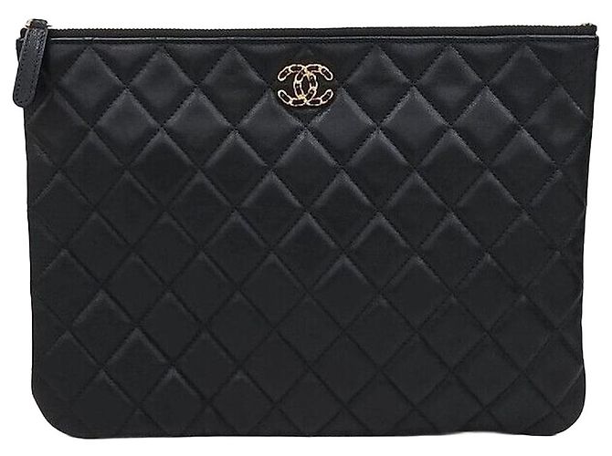 Chanel Clutch Medium Nera con Dettagli Oro No. Nero
