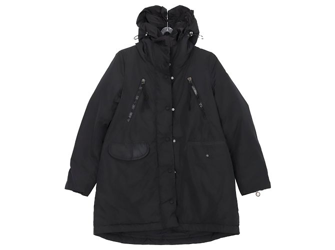 Moncler Casaco longo acolchoado com capuz Preto