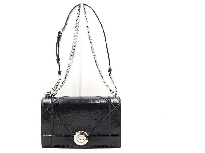 Bolsa de ombro e crossbody Diorama CD com aba em couro envernizado preto
