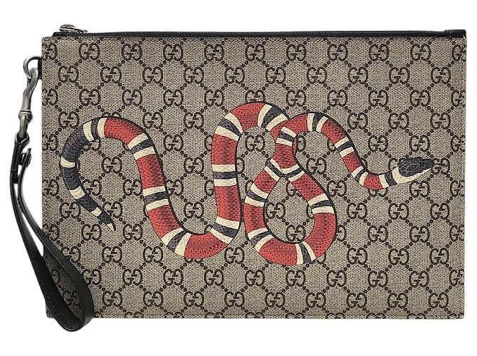 Gucci Clutch GG Supreme com alça de serpente Marrom