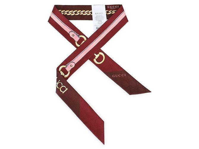 Gucci Pañuelo de seda estampado de cadena y bocado para mujer Roja