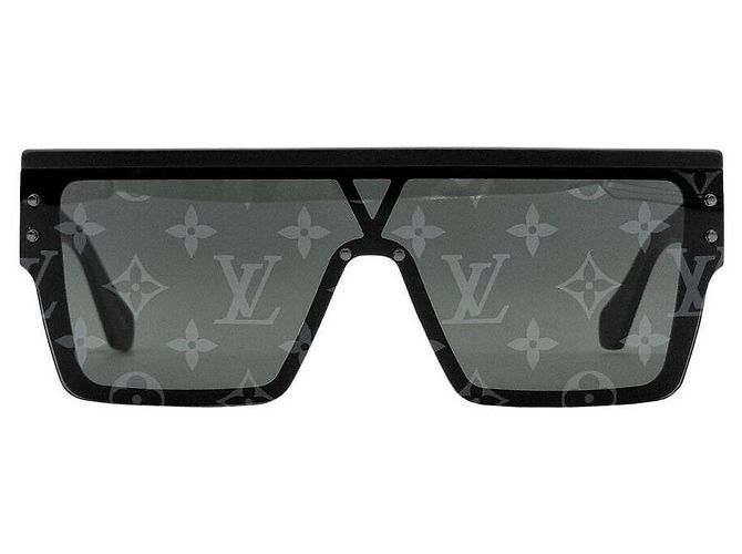 Louis Vuitton Waimēa Sunglasses Black