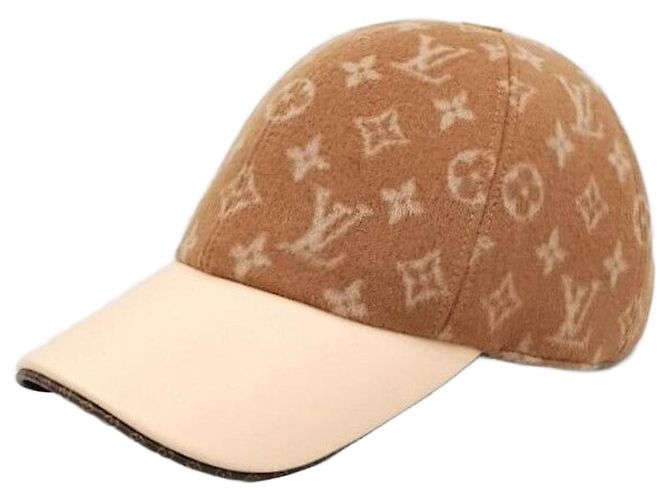 Louis Vuitton Novo Boné de Basebol em Couro Monogram Carry-On Laranja