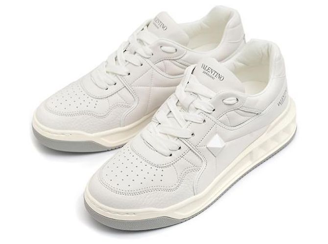 Valentino Sneakers basse da uomo ONE STUD Argento