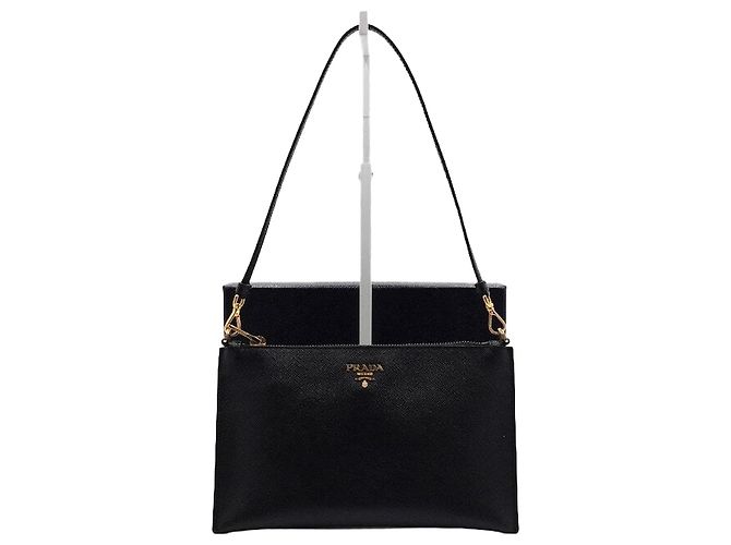 Prada Borsa a tracolla pouch Logo in Saffiano Nero