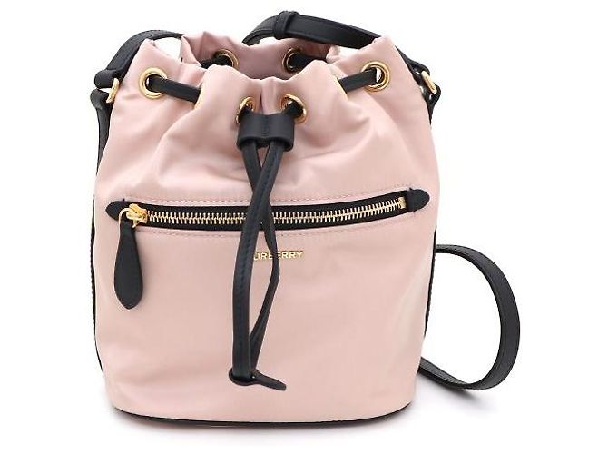 Burberry Borsa a secchiello in nylon con coulisse e borsa a tracolla Rosa