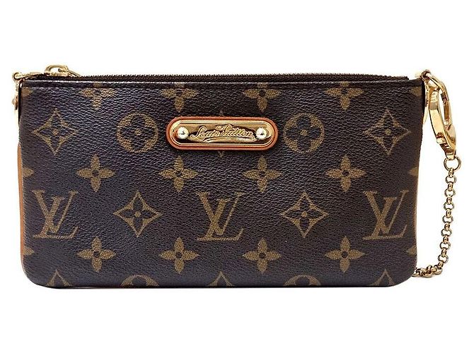 Louis Vuitton Pochette Mila MM Nero