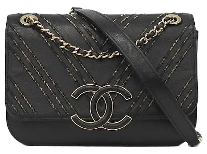 Chanel Bolsa de ombro com aba em chevron preta Preto