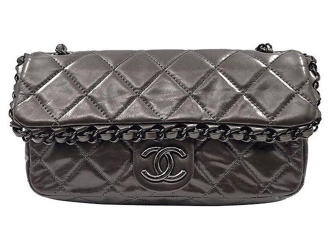 Chanel Bolsa de Ombro Around Chain Marrom