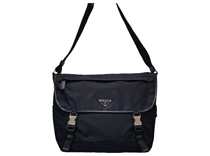 Prada Borsa a tracolla in Re-Nylon e pelle Saffiano Nero