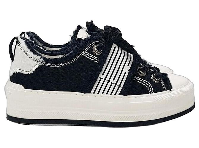 Walk and Dior Plateausneaker Silber