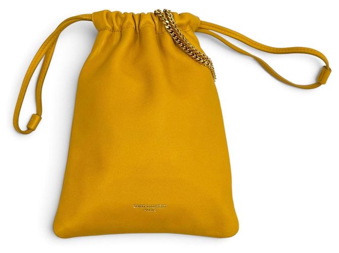 Bolsa de ombro Saint Laurent em couro amarelo