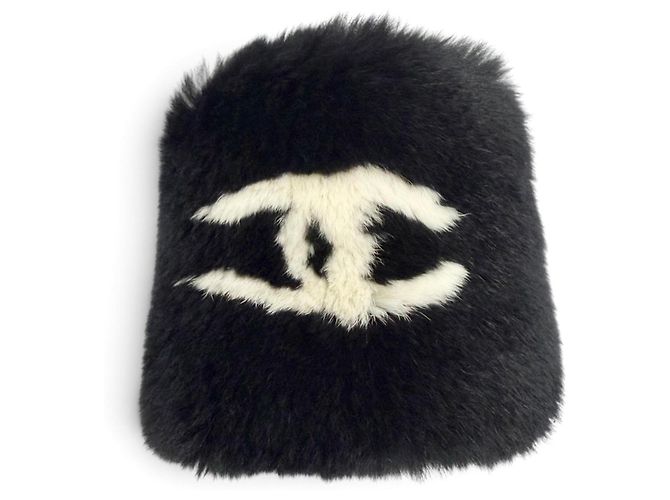 Brazalete de piel de conejo Chanel Coco Mark Negro Blanco