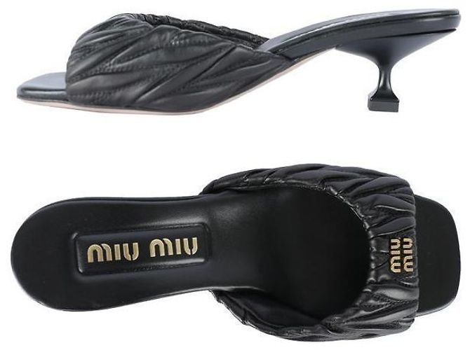 Miu Miu Sandali Matelassé Logo Black Nero