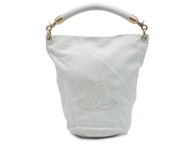 Bolsa Bucket Chanel White CC em couro de bezerro Branco