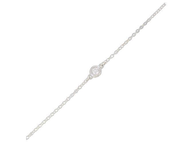 Pulsera con dije By the Yard de Tiffany & Co.