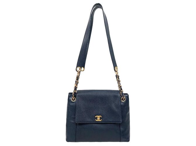 Chanel Bolsa de ombro com aba em couro caviar azul marinho