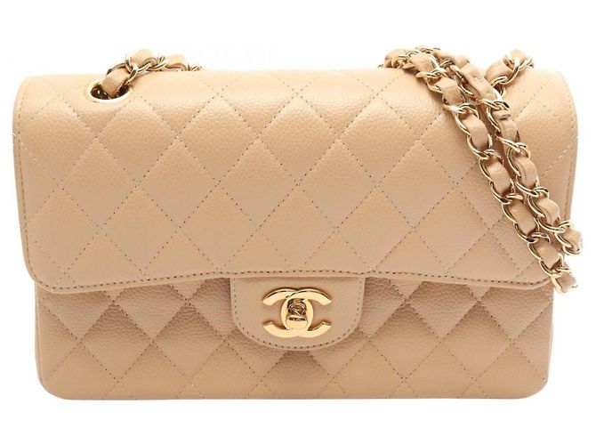 Timeless Borsa a tracolla Chanel Matelassé Double Flap Beige