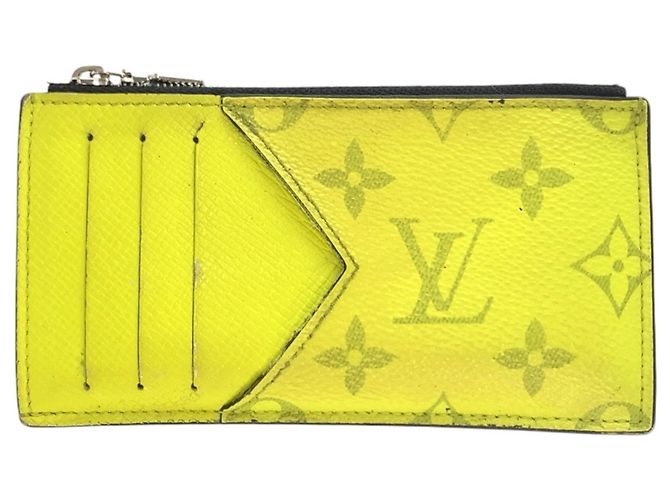 Tarjetero con monedero Louis Vuitton Taigarama Amarillo