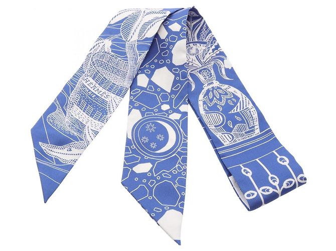 Hermès Lenço Hermes Twilly LA DANSE DES AMAZONES Branco Azul