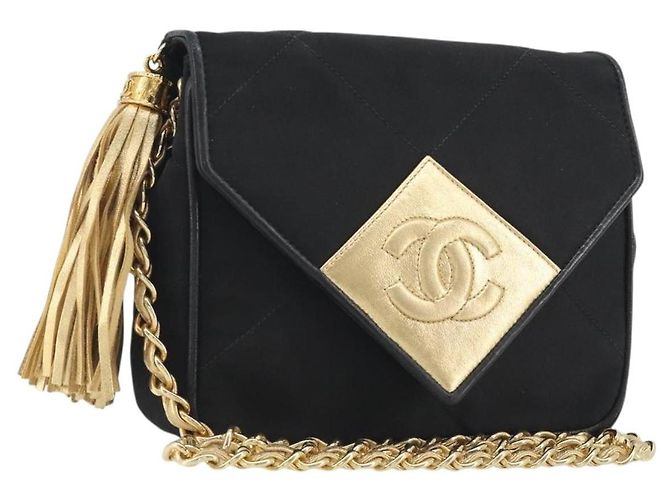 Borsa a tracolla CHANEL Matelasse con catena in raso nero e oro CC Auth 195338A D'oro