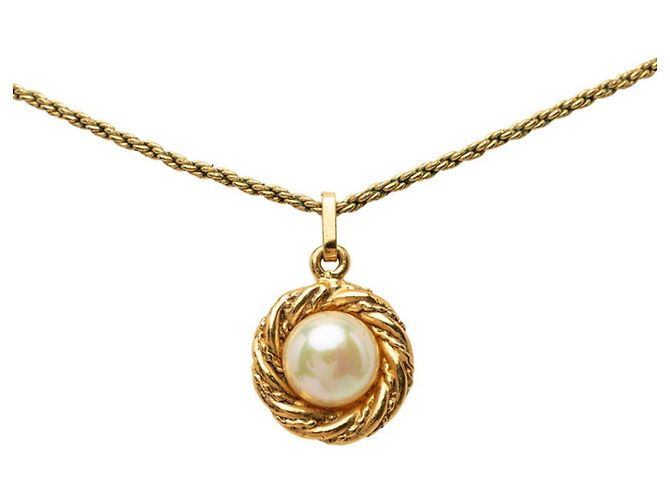 Collana con pendente placcato oro Chanel D'oro