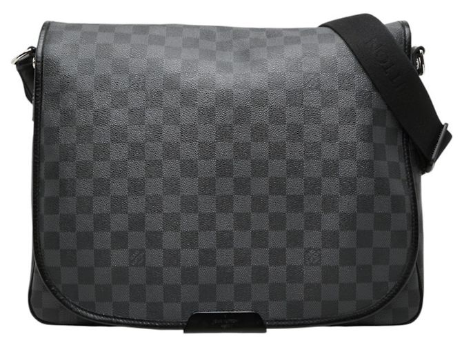 Sac à épaule Louis Vuitton Damier Graphite Daniel GM Noir