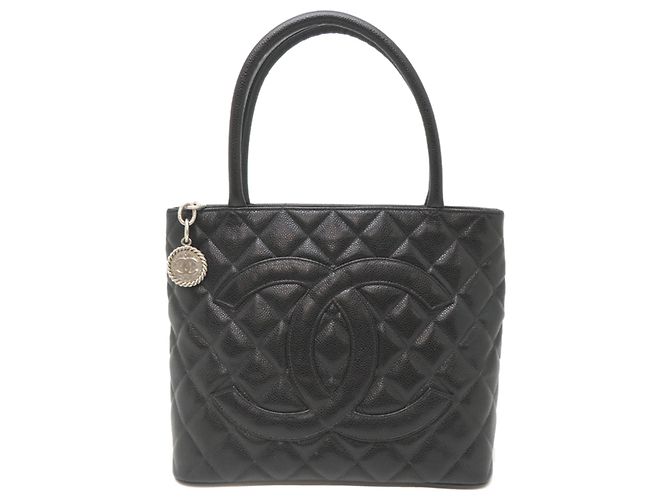 Borsa Tote Chanel Reissue Nero