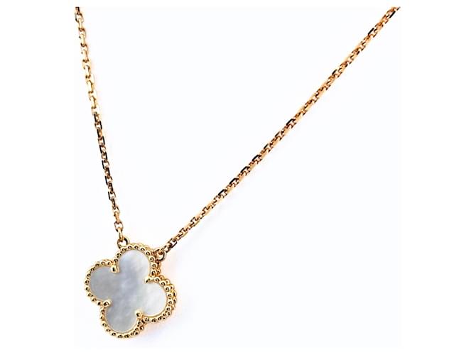 Van Cleef & Arpels Vintage Alhambra Yellow Gold Pendant Shell Necklace 