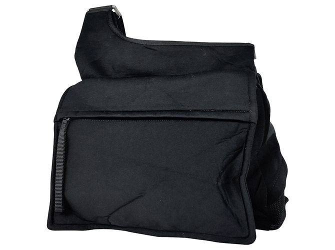 Borsa a tracolla Prada in tessuto nero