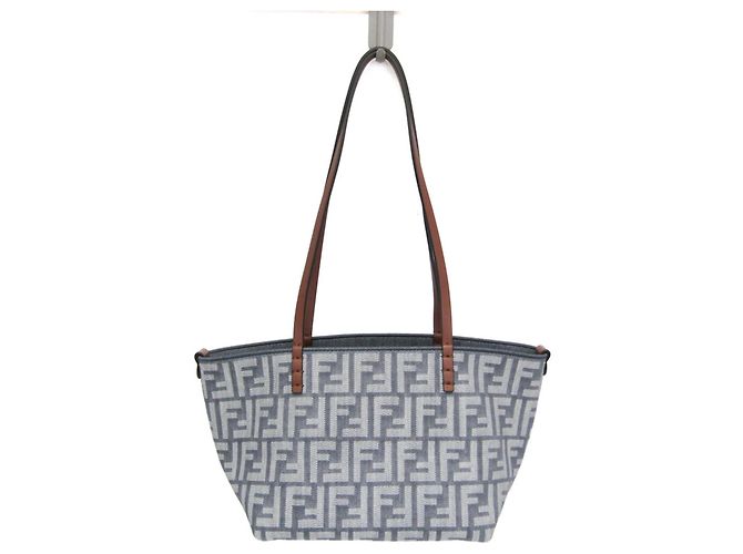Fendi ROLL Small 8BH424 Sac à épaule et cabas réversible Marron