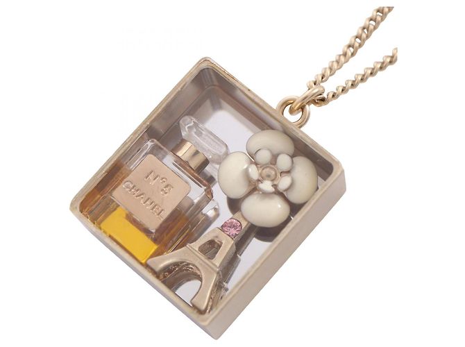 Collana Chanel No. 5 Camélia placcata in oro D'oro