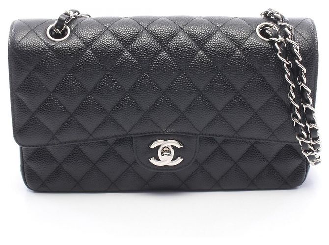 Timeless Borsa a tracolla Chanel Matelassé Double Flap Nero