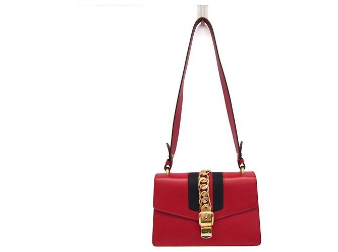 Gucci Sylvie Leather Small Rosso