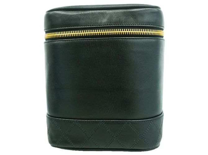 Borsa Vanity Chanel in pelle d'agnello nera Nero