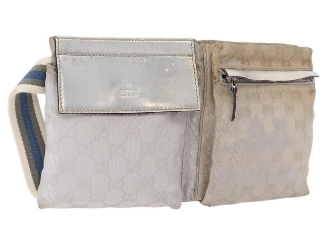 GUCCI GG Canvas Gürteltasche Silver 28566 Auth 195000 Silber