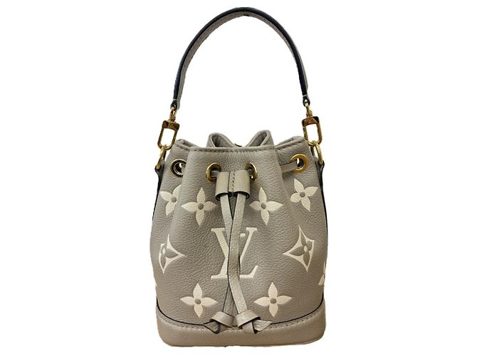 Bolsa de Ombro Louis Vuitton Monogram Empreinte Nano Noe Bege