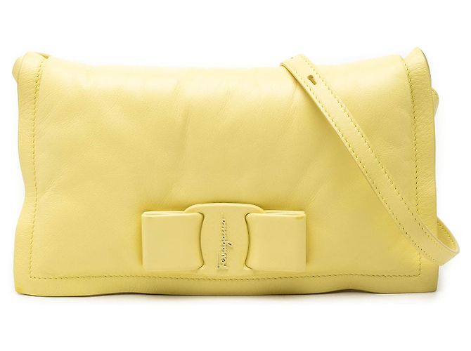 Salvatore Ferragamo Bolsa Tiracolo Viva Bow em couro acolchoado amarelo Ferragamo
